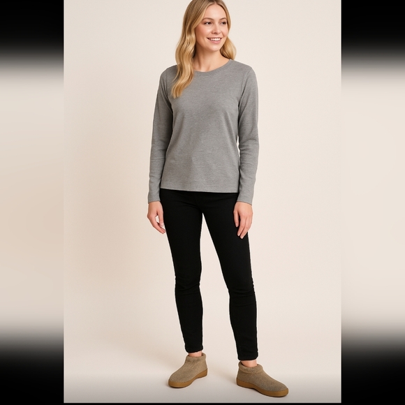 Cozy Tan Knit Slip-On Metallic Booties w/ Leather Insoles – Size Medium - Picture 2 of 8